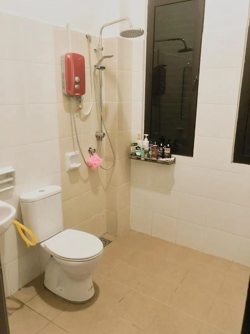 Family House At Town Area, You Feel Like Home Malacca 马来西亚